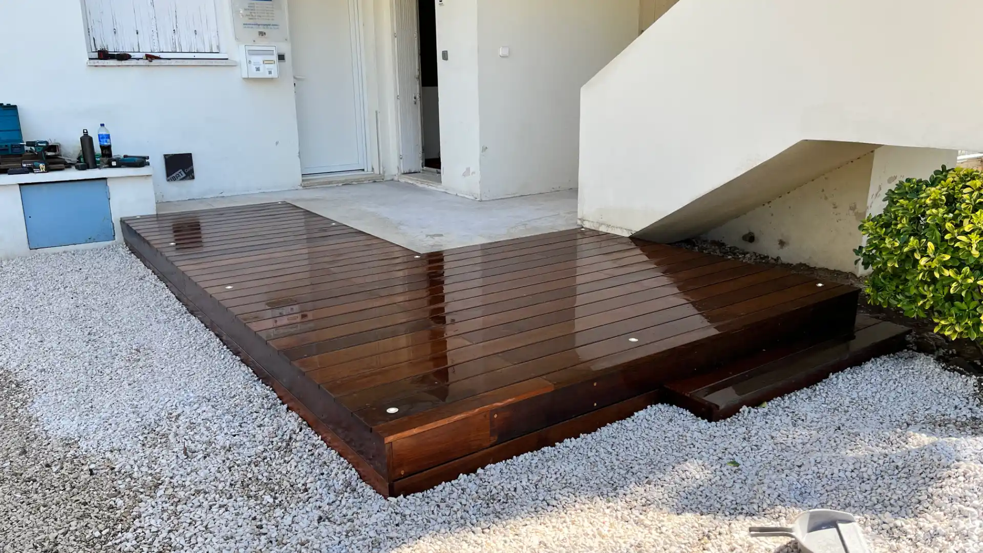Photo d'installation d'une terrasse en bois La Vie En Bois